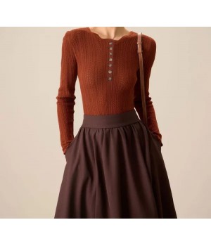 Women’s Brown Round Neck Slim Sweater